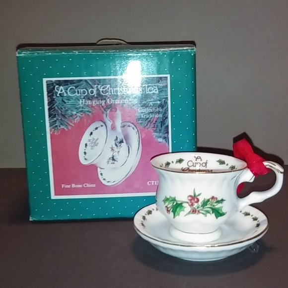 A Cup of Christmas Tea China Cup Hanging Ornament.  9A - Picture 1 of 3